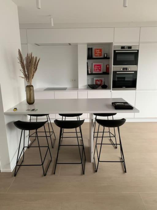 Beautiful Penthouse At 5Min Of Albert Place Knokke-Heist Buitenkant foto